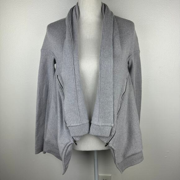 Lululemon Wrap It Up Sweater in Heathered Light Grey - Picture 4 of 10